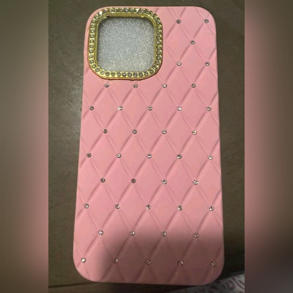 Diamond Pattern Rhinestone Case - Picture 2 of 3